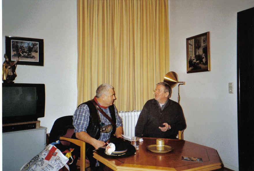 Klicken zum schliessen Klicken zum schliessen