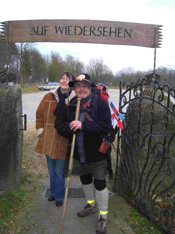 Klicken zum schliessen Klicken zum schliessen