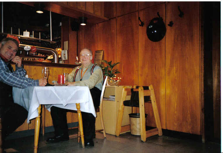 Klicken zum schliessen Klicken zum schliessen
